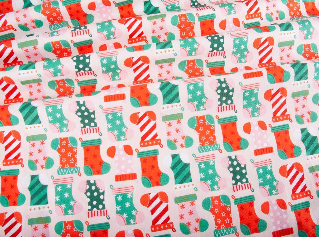 Dashwood Studios - Oh What Fun Christmas Stockings – Debbie Shore Sewing
