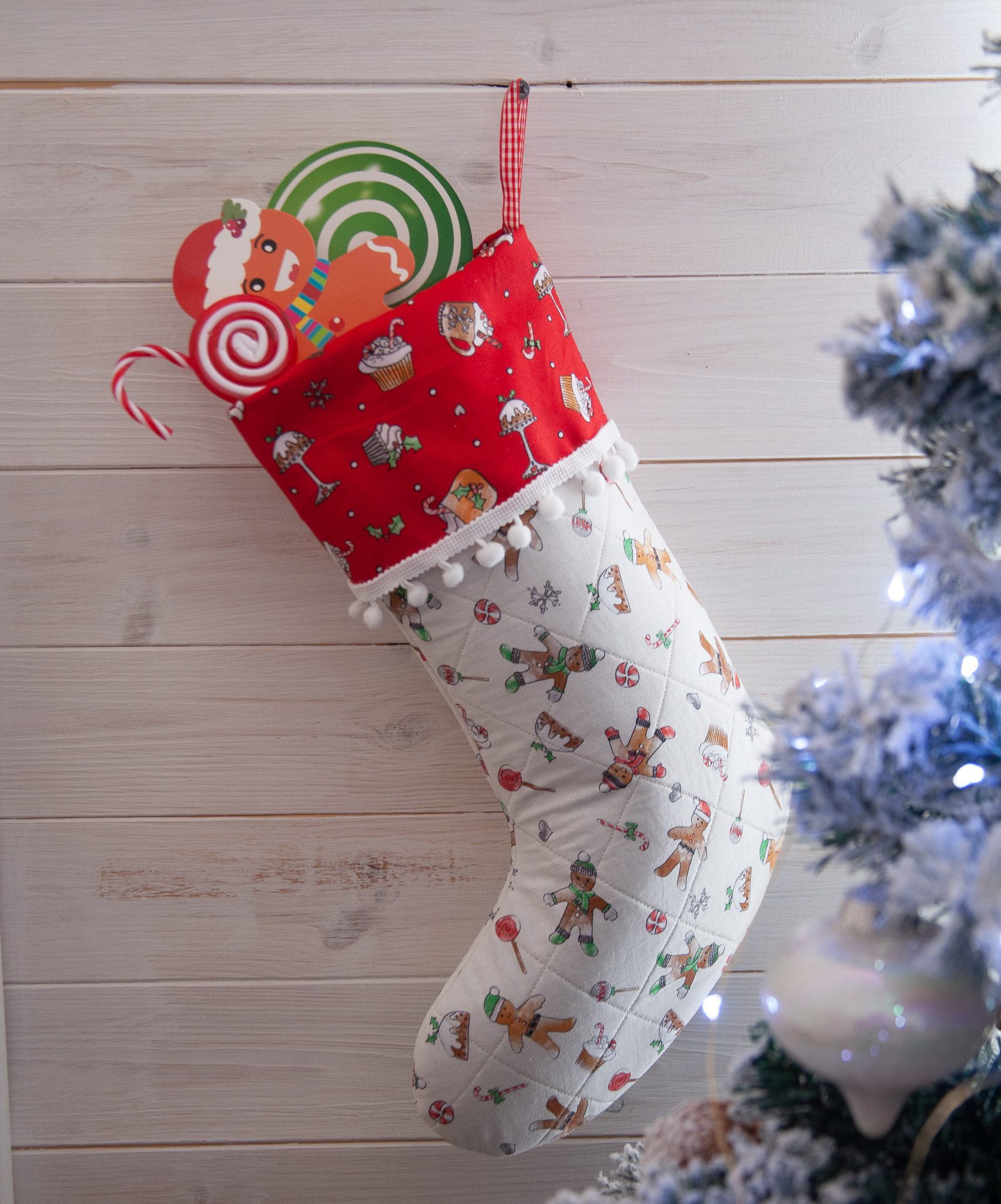 Sew a Quilted Christmas Stocking with Cuff - Debbie Shore Gingerbread  Biscuits Fabric – Debbie Shore Sewing