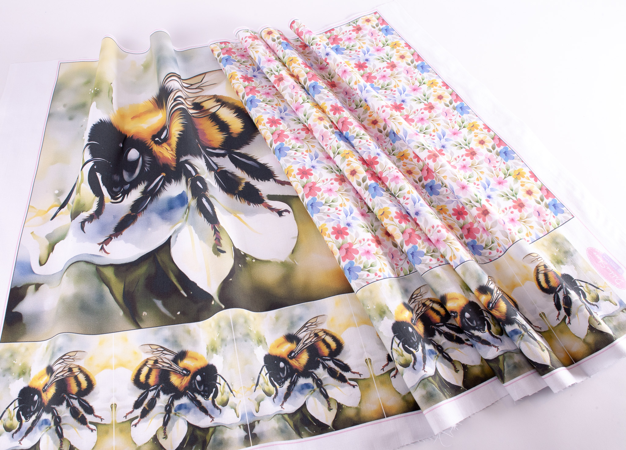 Bee cushion panel - White Flower