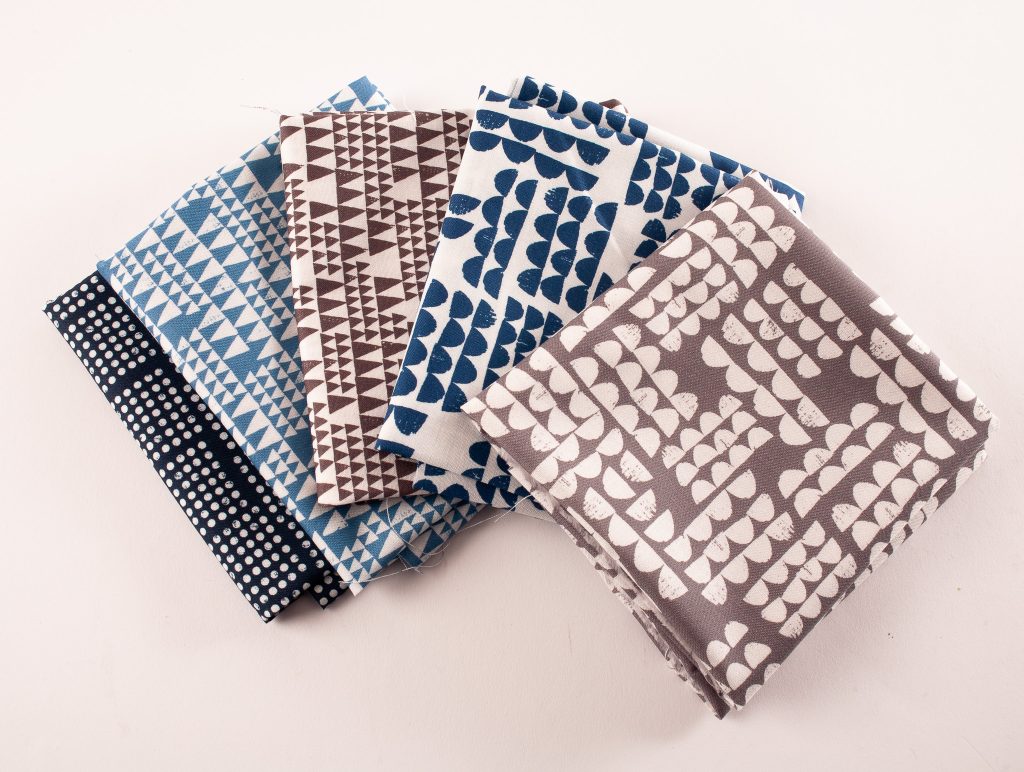 30% off Cloud 9 Fabrics Organic Cotton - Imprint 5 Fat Quarter Pack