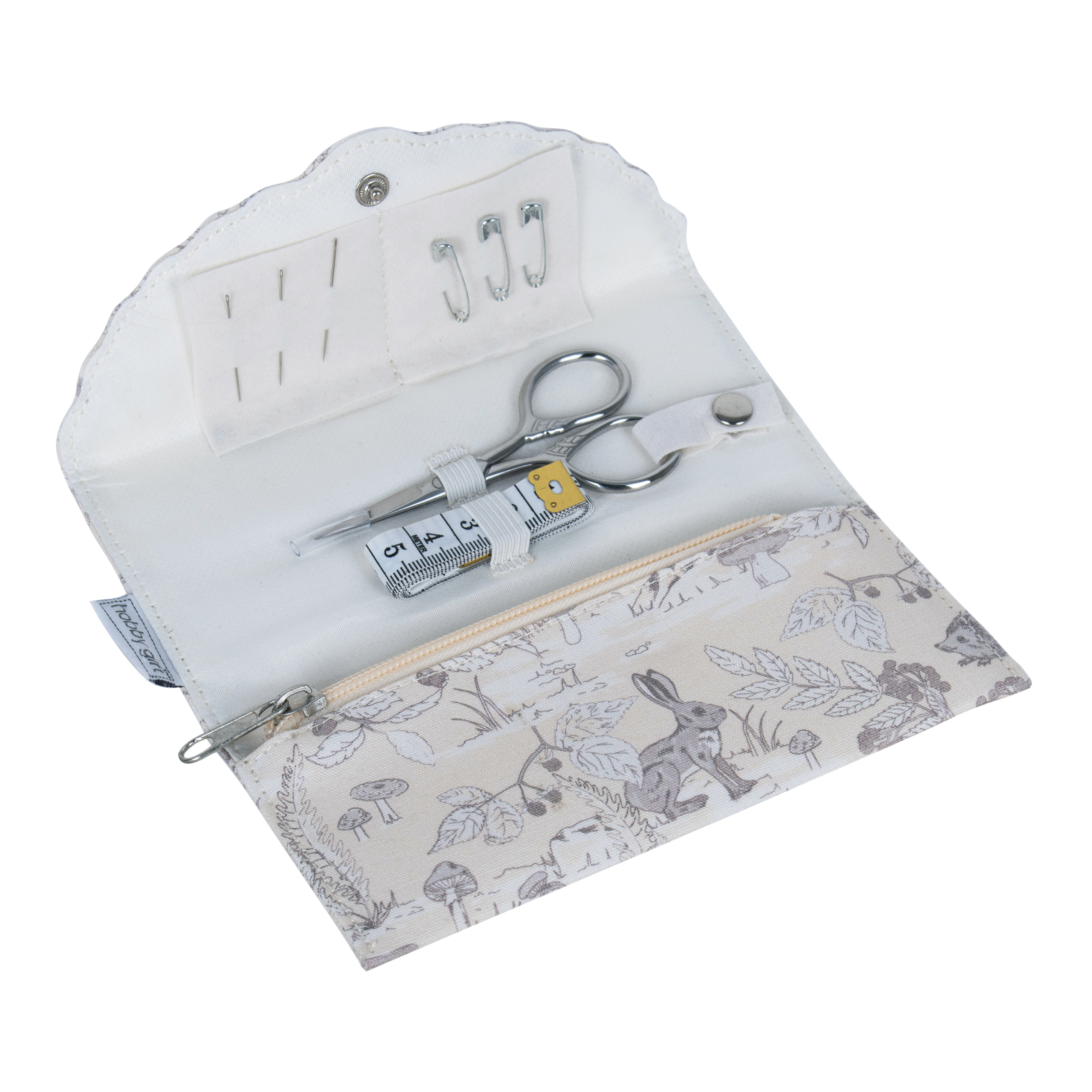 Sewing Kit: Fold-Over Scalloped Edge - Woodland Toile