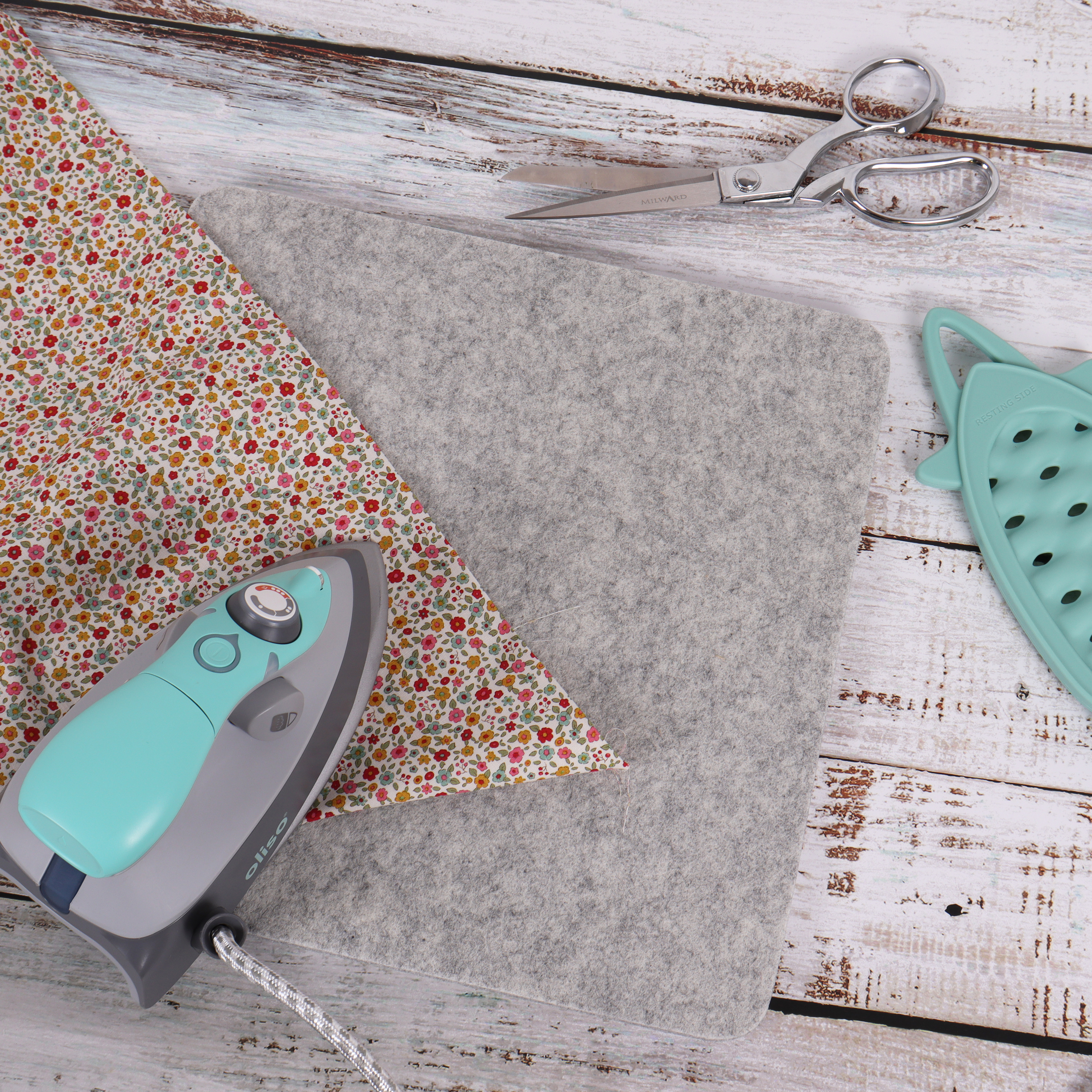 Milward Pressing Mat - 100% Wool A3: 42 x 29.7cm - Image 4