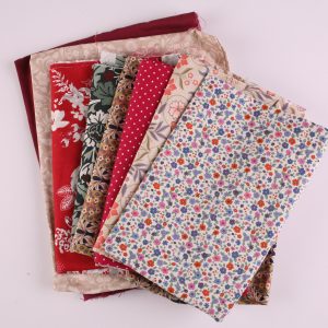 500g End of Bolt 'Scrap Fabric' Bundle - Reds