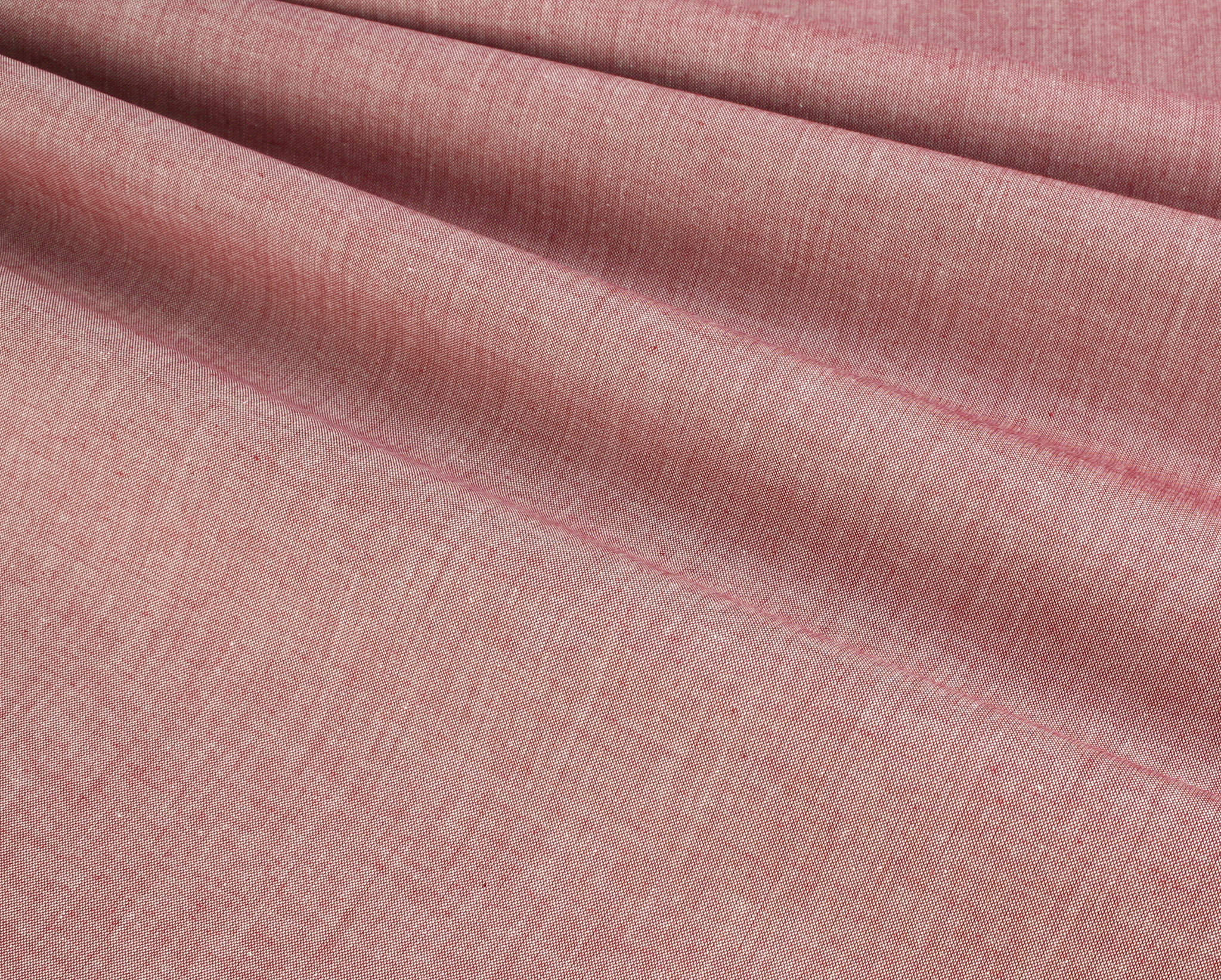 P&B Textiles Dreamweaver Chambray - Light Red