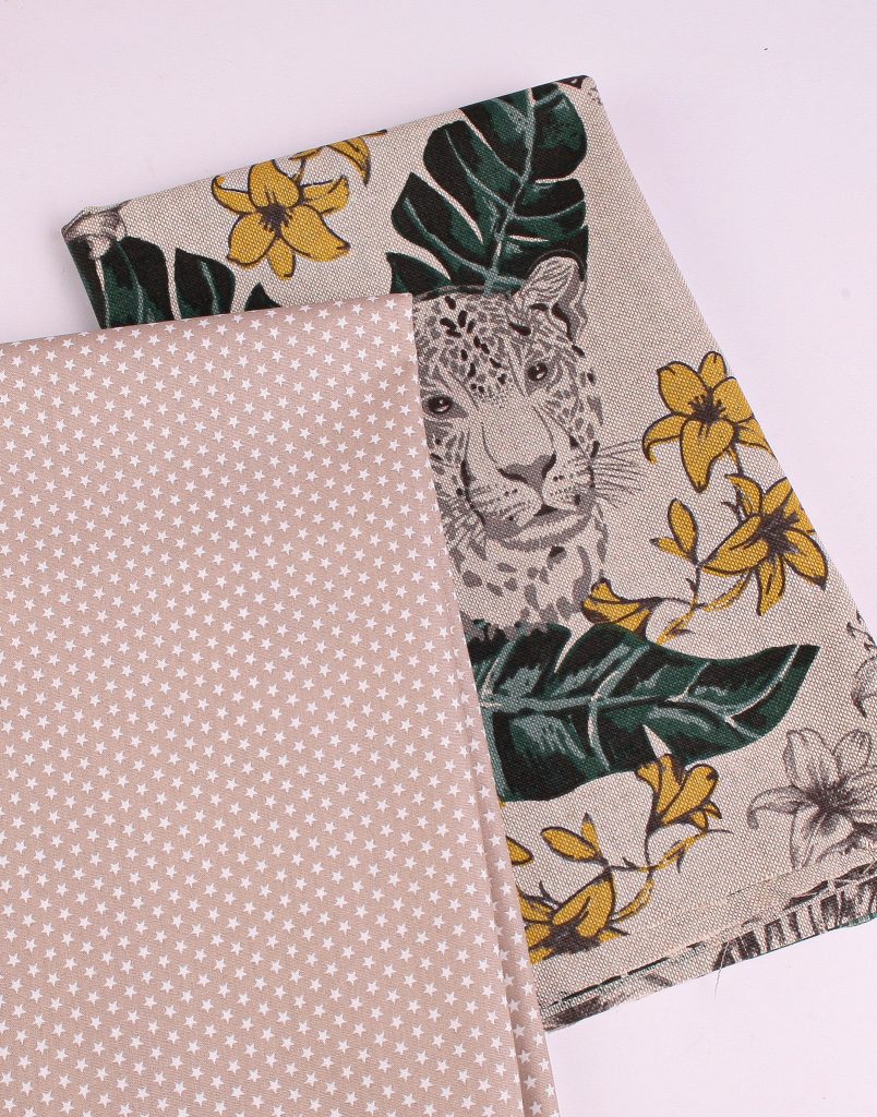 Perfect Pairs! 2 x Fat Quarter Pack - Canvas Leopard plus Beige Star