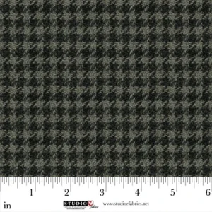 Studio E Fabrics - Snowy Days and Frosty Nights: Houndstooth