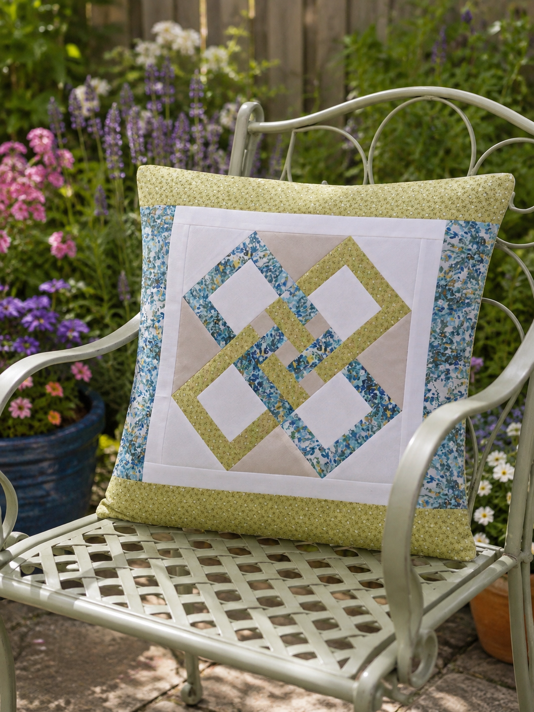 Knot Quilt Blocks Sewing Workshop with Suzie Duncan - 25th October 2026 - Image 3