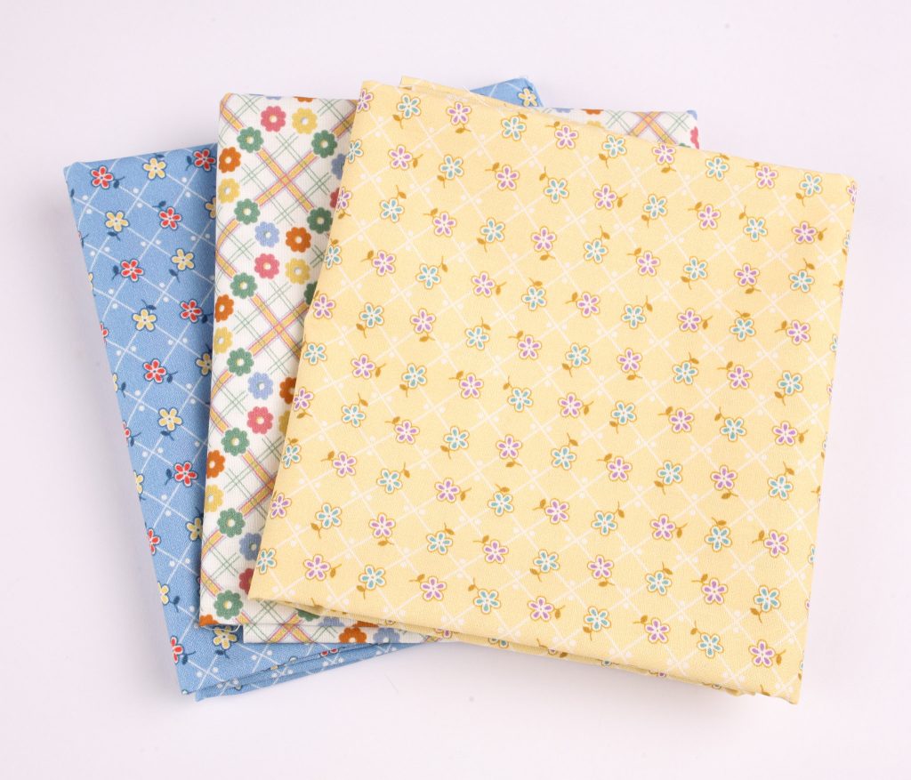 Robert Kaufman Fabrics - Darlene's Favourites 3 Fat Quarters