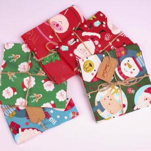 5 Fat Quarter Christmas Bundle