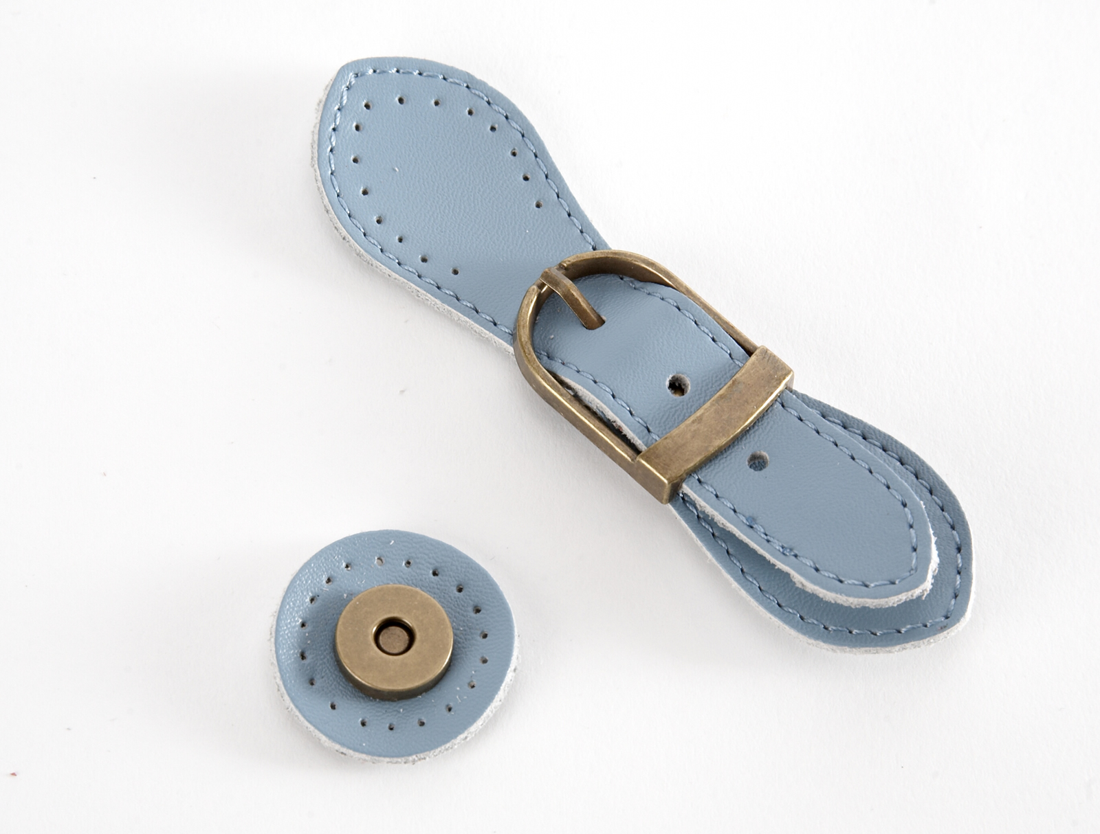 Leather Buckle Magnetic Snap - pale blue