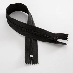 21" Nylon Zip - black