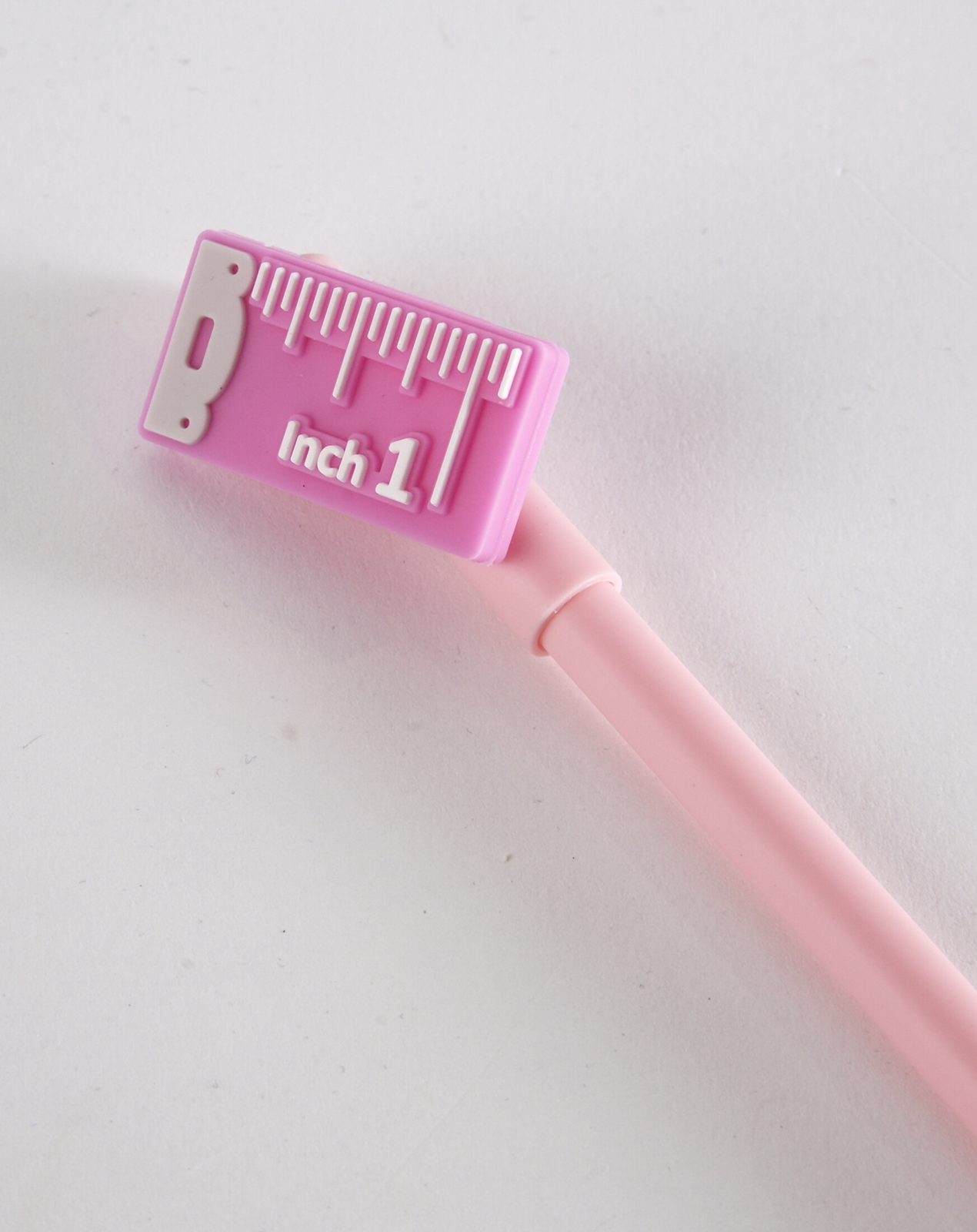 Sewing Pen - Pink Tape Measure
