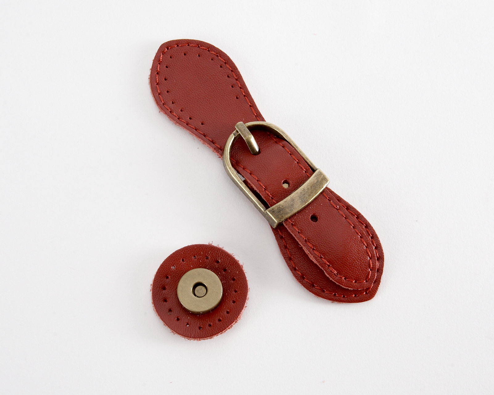 Leather Buckle Magnetic Snap - red